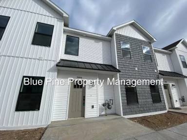 Main picture of 2890 Sunburst Dr