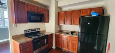 Main picture of 5247 Spruce St