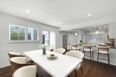 Main picture of 345 Riviera Dr
