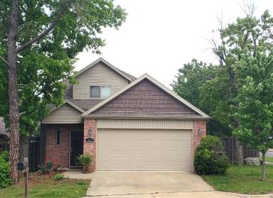 Main picture of 302 E Granada St