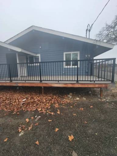 Main picture of 628 W Kennewick Ave