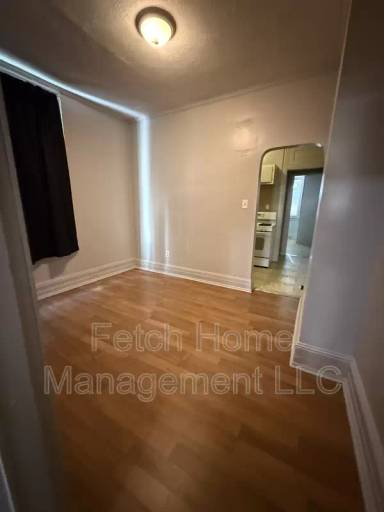 Main picture of 106 S Pershing Ave