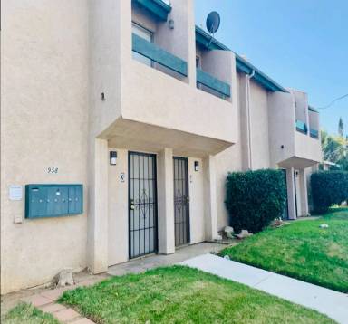 Main picture of 958 E Avenue Q12