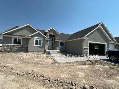 Main picture of 220 Hideout Dr
