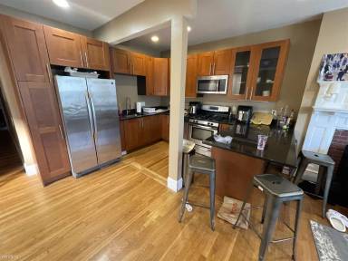 Main picture of 27 Saint Lukes Rd