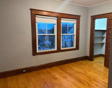 Main picture of 590 Weld St