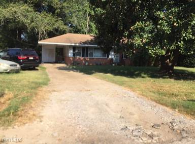 Main picture of 3833 University St
