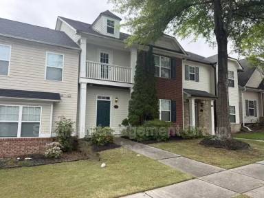 Main picture of 180 Orchard Dr