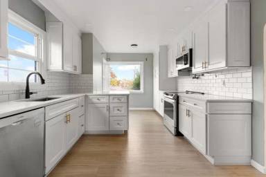 Main picture of 4707 N Willamette Blvd