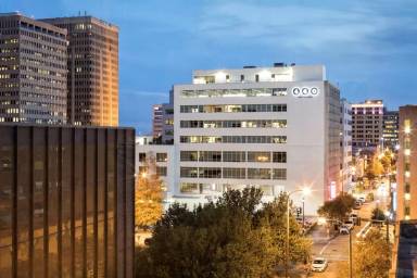 Main picture of 440 on Third