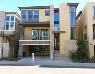 Main picture of 8348 Summit Way