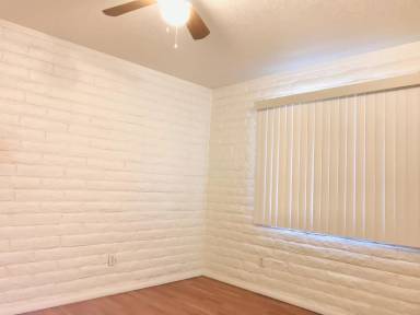 Main picture of 673 W 41st St