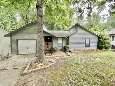 Main picture of 325 Youngberry St