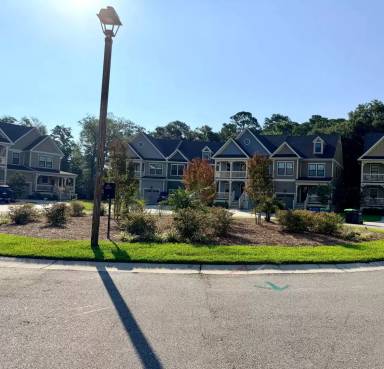 Main picture of 46 Old Stoney Ln