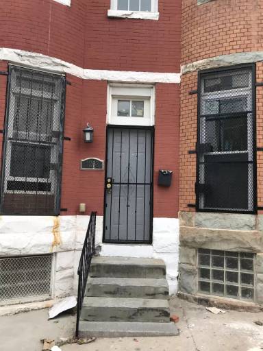 Main picture of 1202 Clendenin St