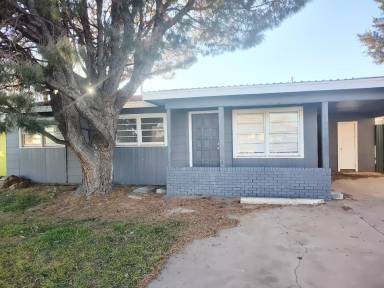 Main picture of 6126 Avenue Q