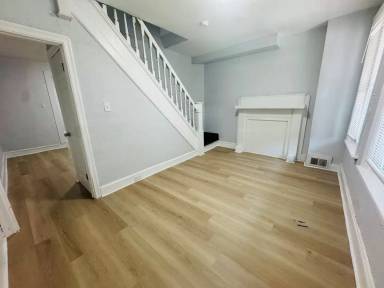 Main picture of 1240 N Conestoga St