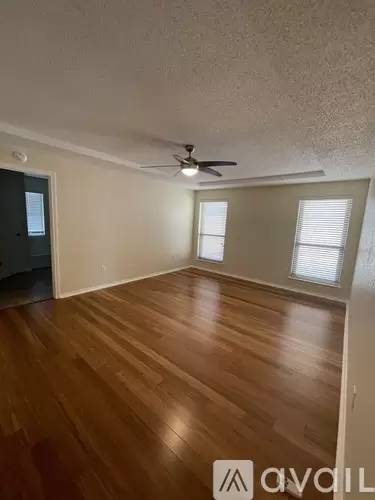Main picture of 926 Thistle Ridge Ln