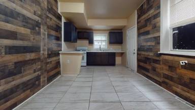 Main picture of 3246 D St