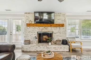 Main picture of 9021 Lane Rd