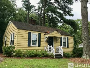 Main picture of 103 Parkview Dr SE