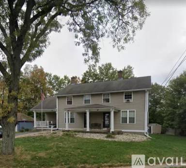 Main picture of 85 West St