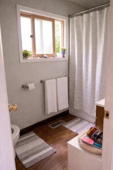 Main picture of 103 Franklin Ave