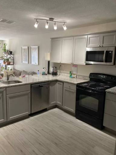 Main picture of 4610 W Gray St