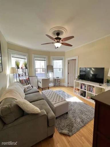 Main picture of 156 Elm St