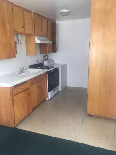 Main picture of 921 Castro Ln