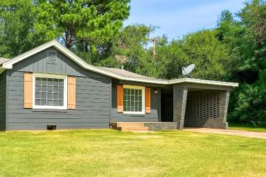 Main picture of 1522 N Shawnee Ave
