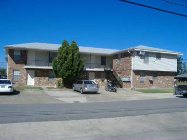 Main picture of 1601 Lake Ave