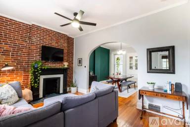 Main picture of 267 Cherokee St