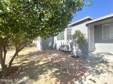 Main picture of 6517 Hesperia Ave