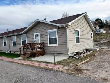 Main picture of 738 S 4th St