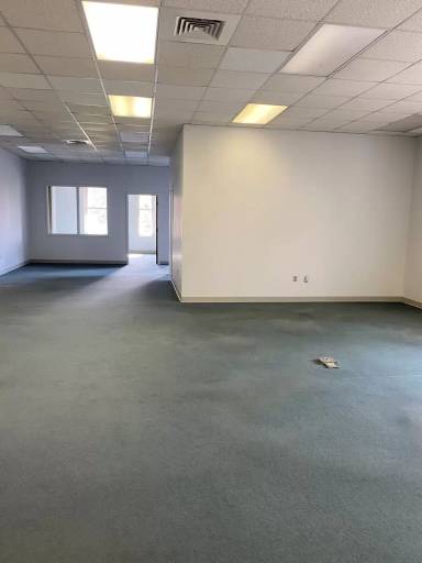 Main picture of 108 E Main St