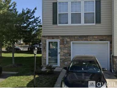 Main picture of 23030 Fontwell Sq