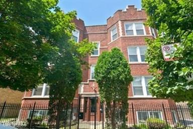 Main picture of 2732 N Sawyer Ave