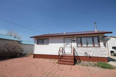 Main picture of 1131 5th Ave