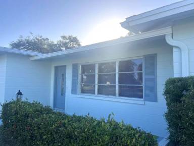 Main picture of 280 E Seminole Dr