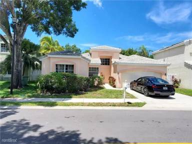 Main picture of 1058 SW 104th Way