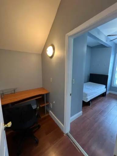 Main picture of 301 Lexington Ave