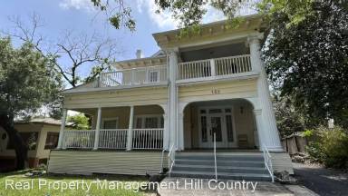 Main picture of 130 E Craig Pl