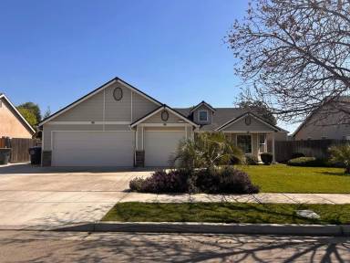 Main picture of 3415 W Wren Ave