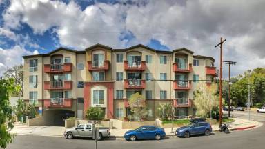 Main picture of 7551 Jordan Ave