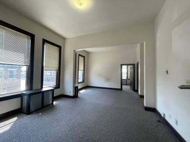 Main picture of 632 W Historic Mitchell St