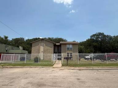 Main picture of 2906 Sweeney Ln