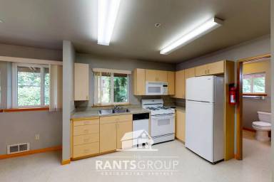 Main picture of 1421 West Bay Dr NW