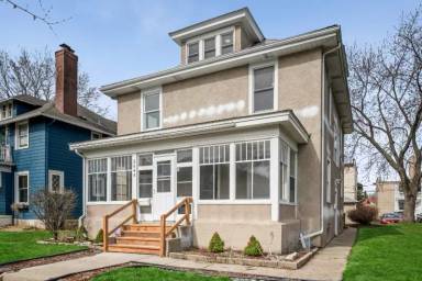 Main picture of 2644 Garfield Ave