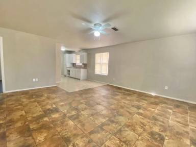Main picture of 3301 E Cornell St